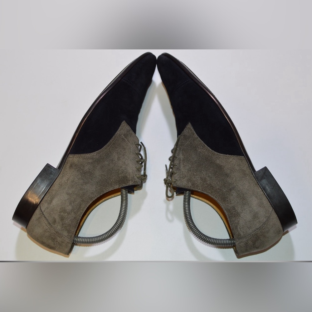 Authentic Hermès Men’s Long nose black and grey dress shoes